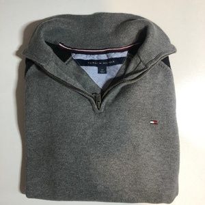 Tommy Hilifiger quarter zip